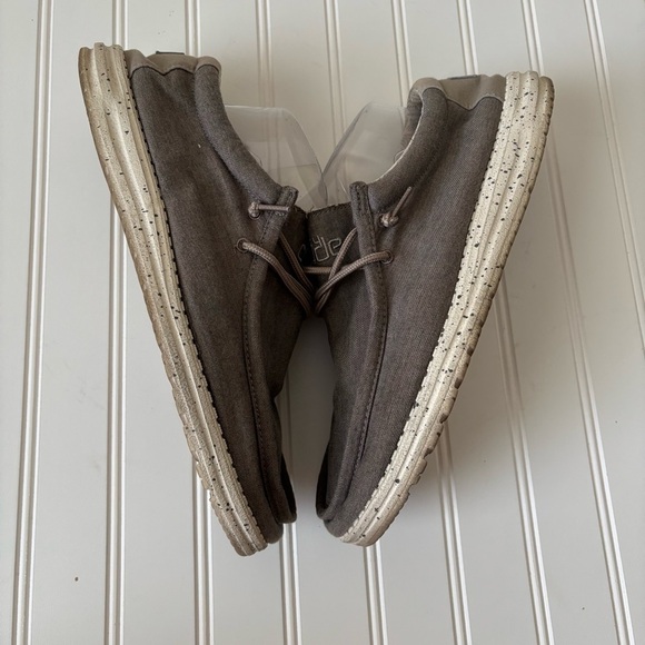 Hey Dude | Men's Wally Slip On Shoe Chambray Sepia Brown Size 13 - Picture 3 of 9
